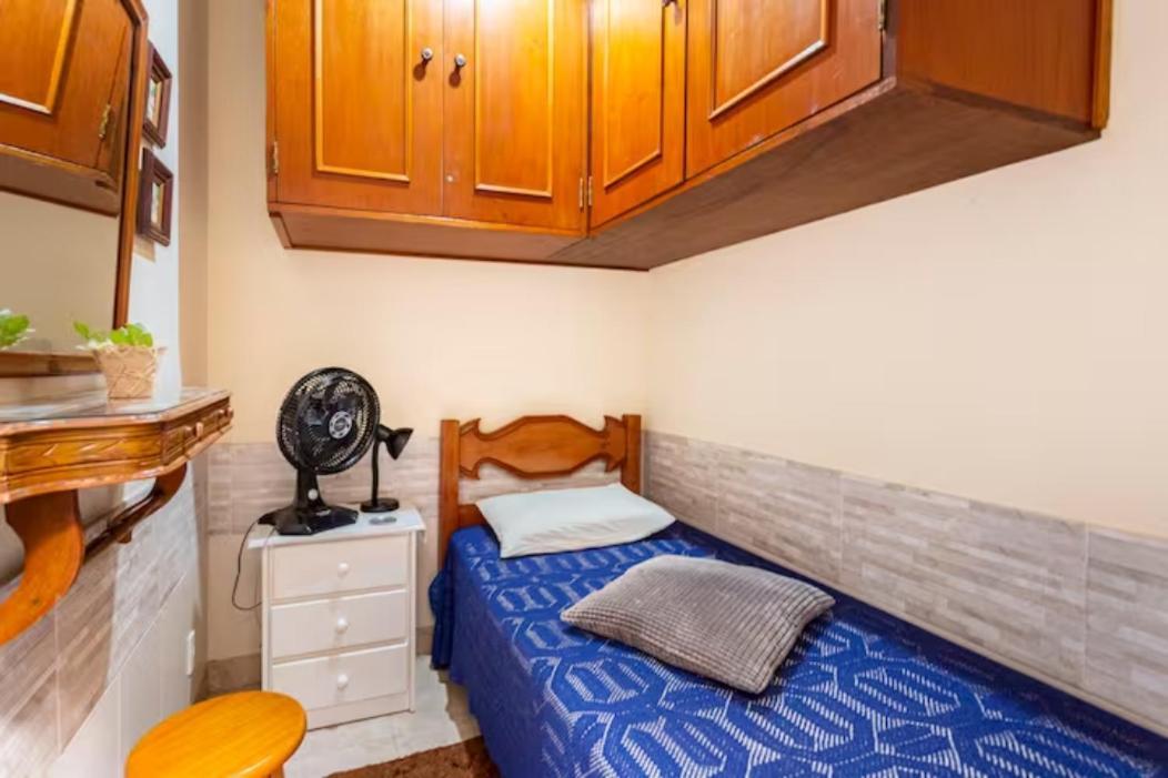 Séjour chez l'habitant Em Casa De Em Botafogo, *